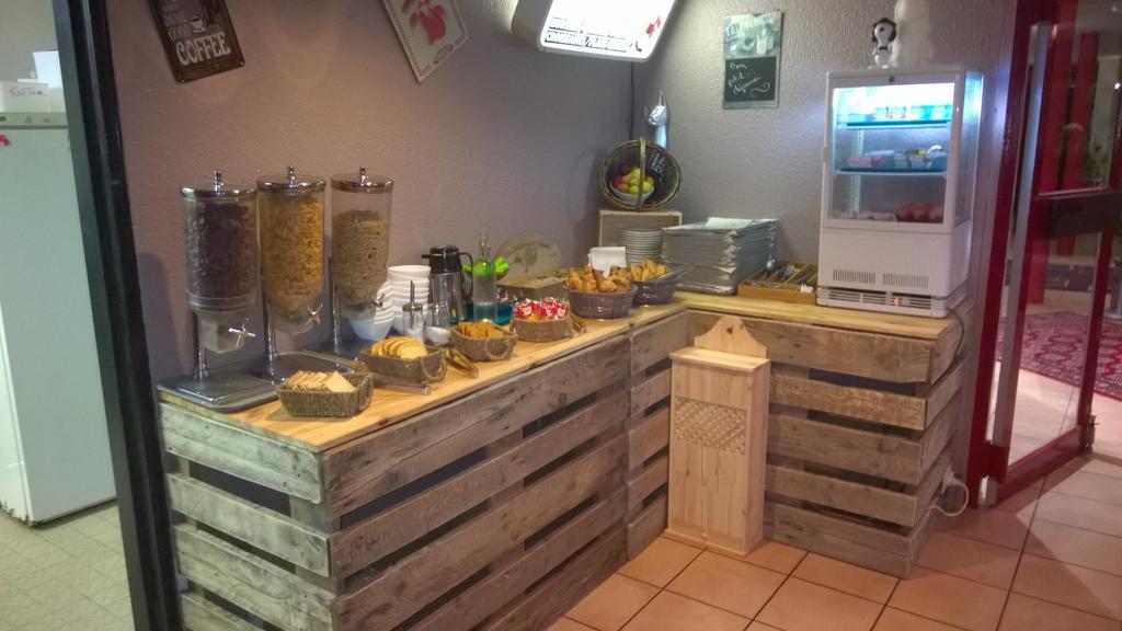 星星之家酒店 卡尔卡松 外观 照片